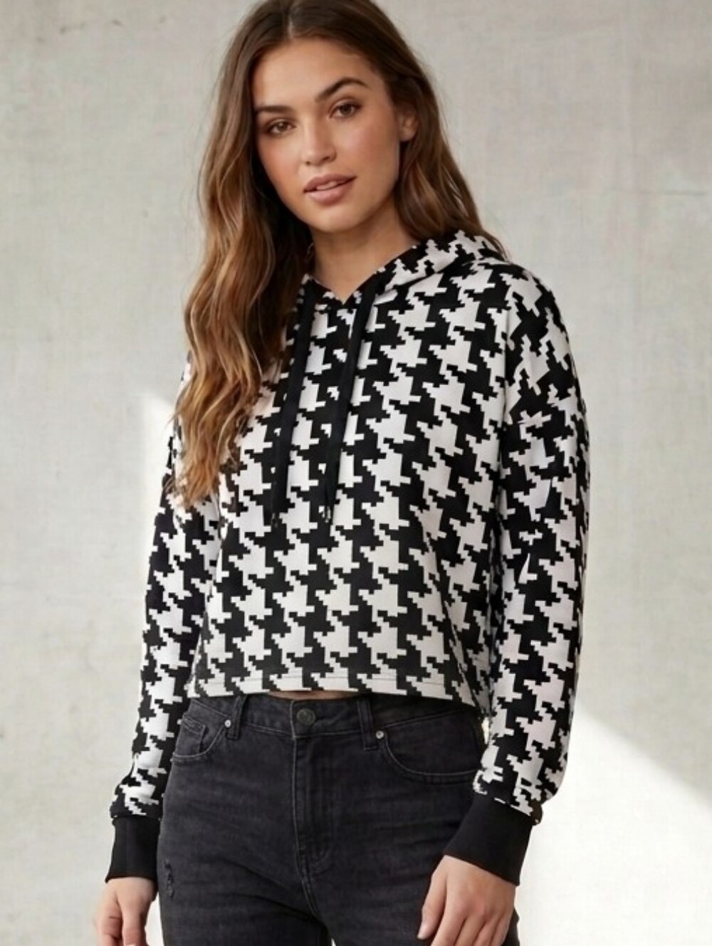 Anne Klein Black & White Houndstooth Lightweight Knit Pullover Hoodie - Size M